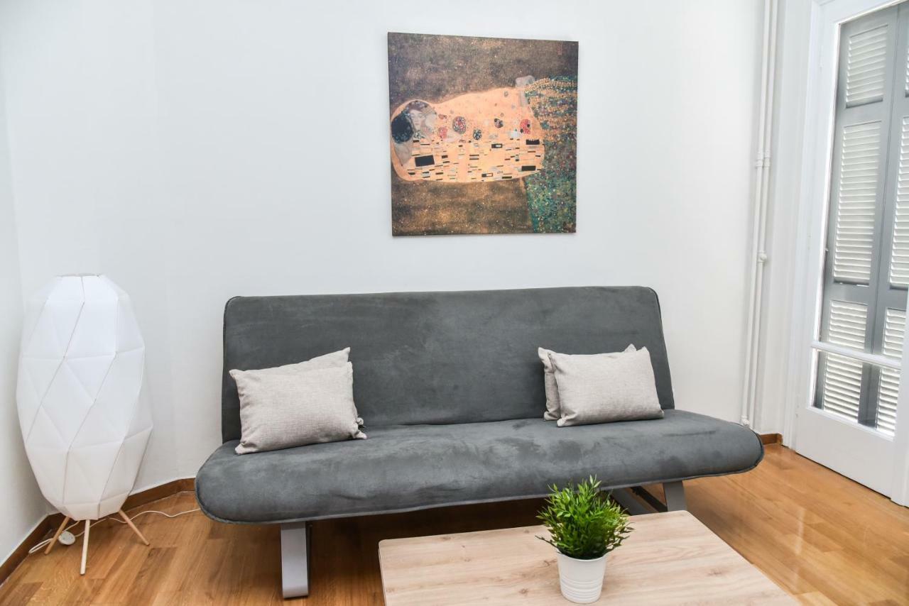 Warm Apartment At Exarchia 1 Bed 2 Pers 雅典 外观 照片